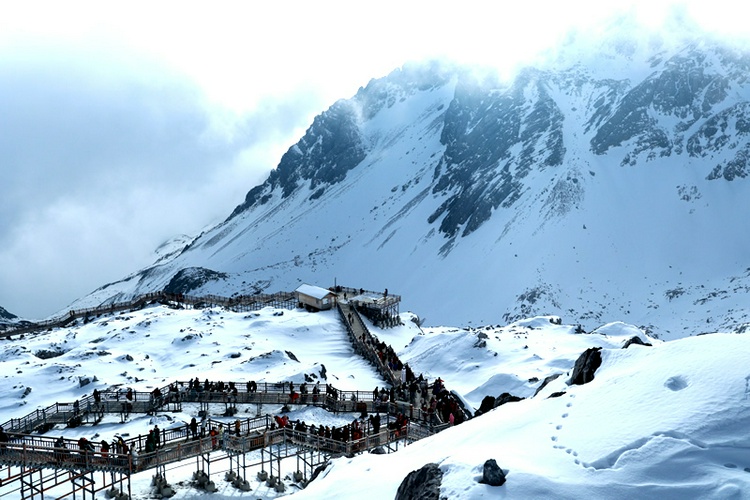 玉龙雪山